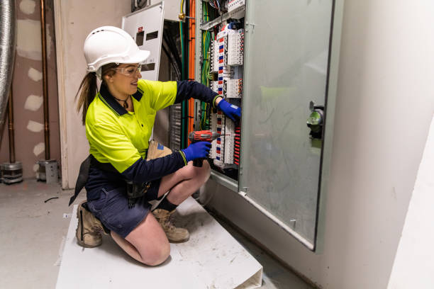 Best Emergency Electrical Repair  in Medina, TX